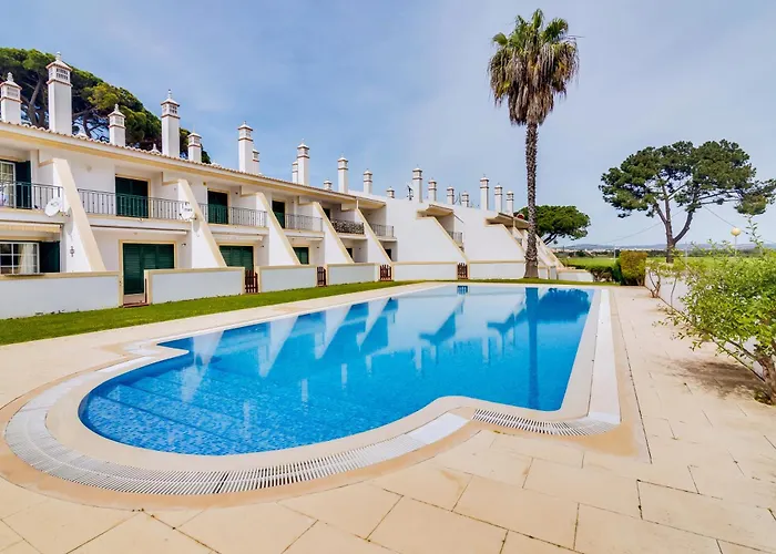 فيلة Falesia Nature By The Portuguese Butler البوفيرا