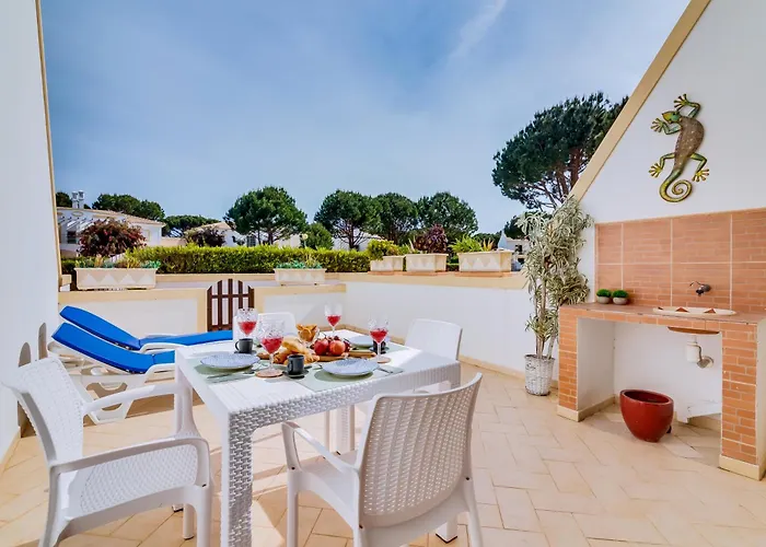 فيلة Falesia Nature By The Portuguese Butler *