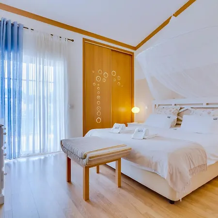 Willa Falesia Nature By The Portuguese Butler